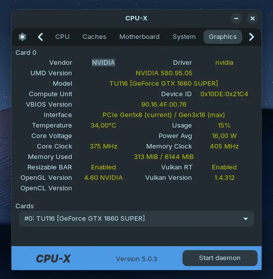 Vista general del setup gamer con monitor MSI y torre iluminada